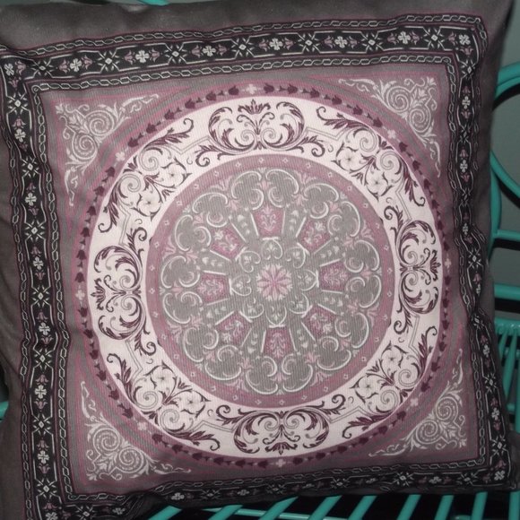 2 Piece Soft Mandala Design Accent Pillowcases - 20"x20" - Picture 3 of 5